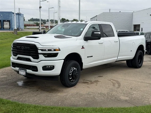 New 2026 Bright White Clear-Coat Exterior Paint RAM Laramie image 1
