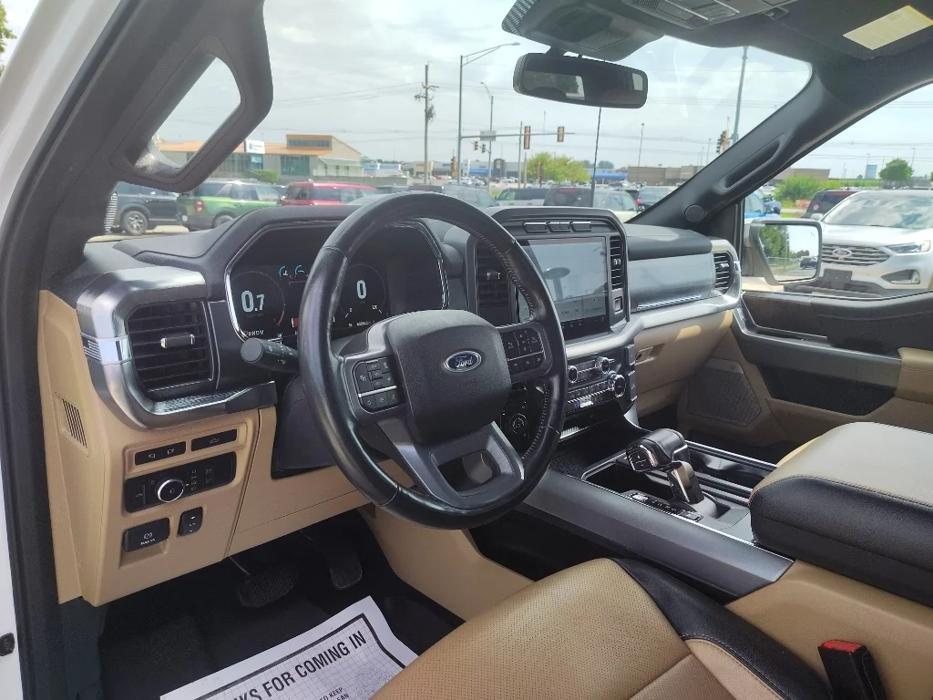 Used 2023 Oxford White Ford LARIAT image 10