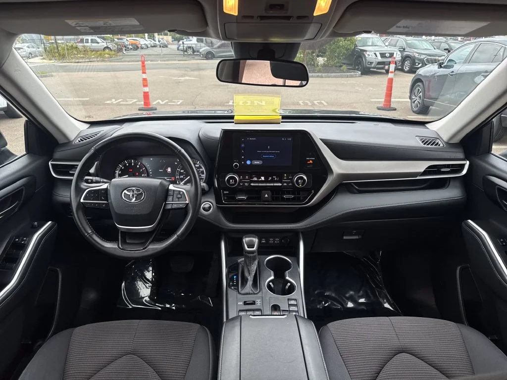Used 2025 Gray Toyota LE image 12