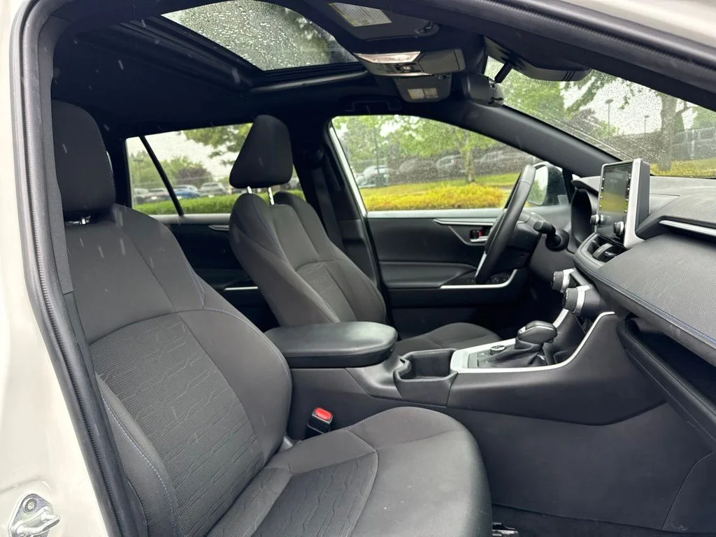 Used 2022 Blizzard Pearl Toyota SE image 25