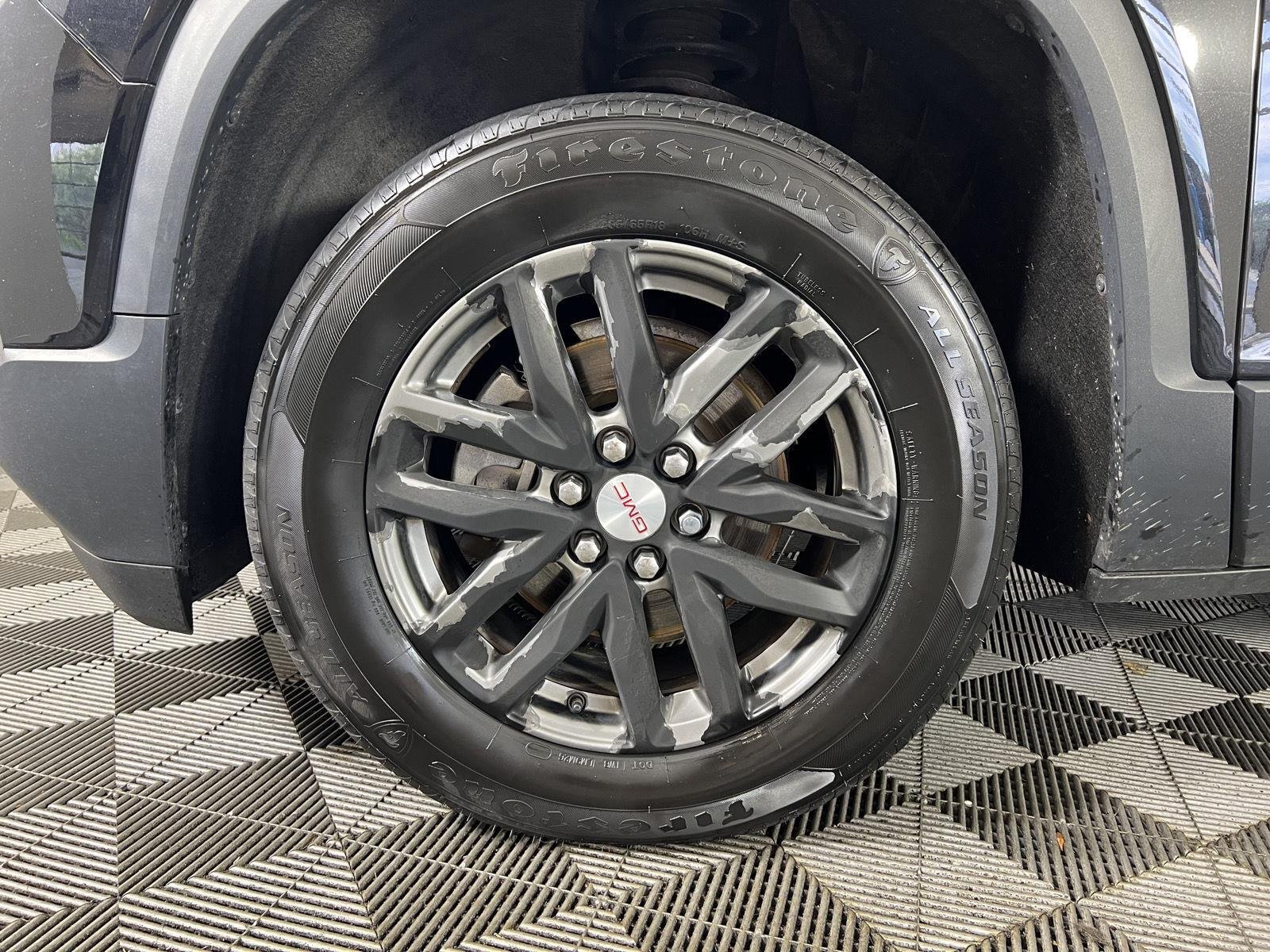 Used 2019 Ebony Twilight Metallic GMC SLT image 9