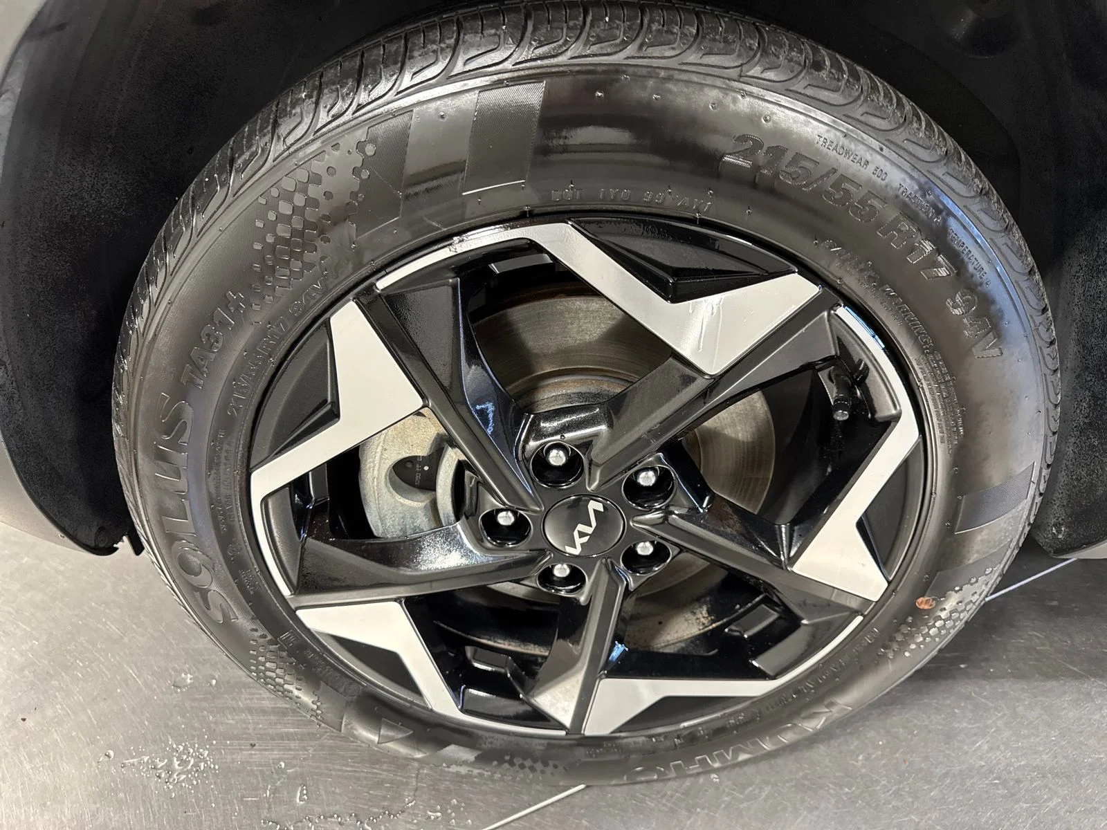 Used 2024 Black Kia EX image 2