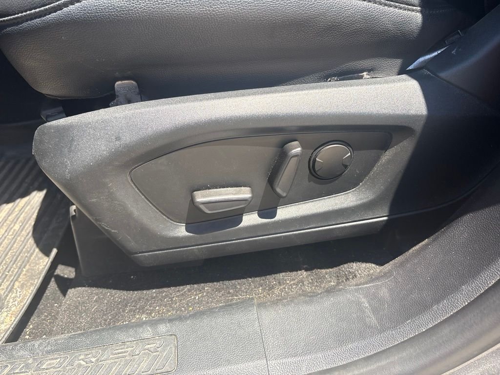 Used 2021 Gray Metallic Ford XLT image 13