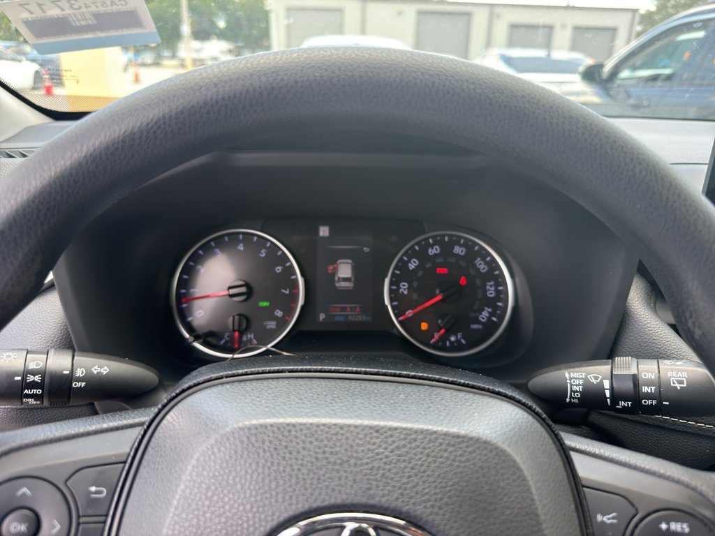 Used 2019 Magnetic Gray Metallic Toyota XLE image 8