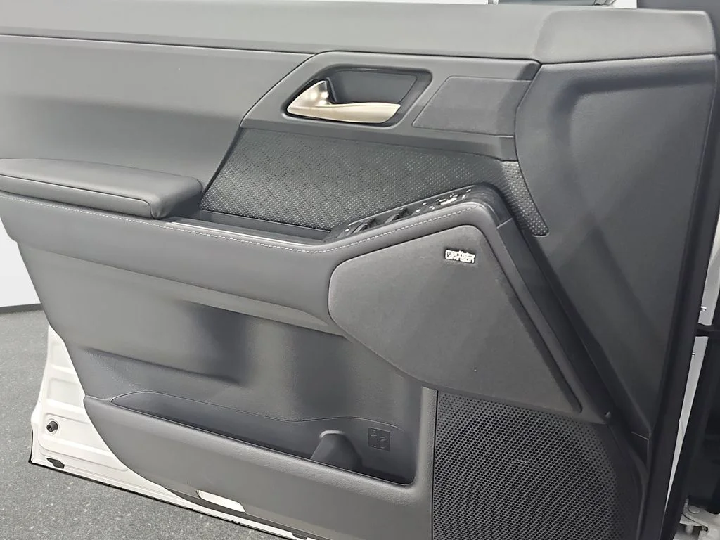 New 2026  Lexus 550 Overtrail+ image 25