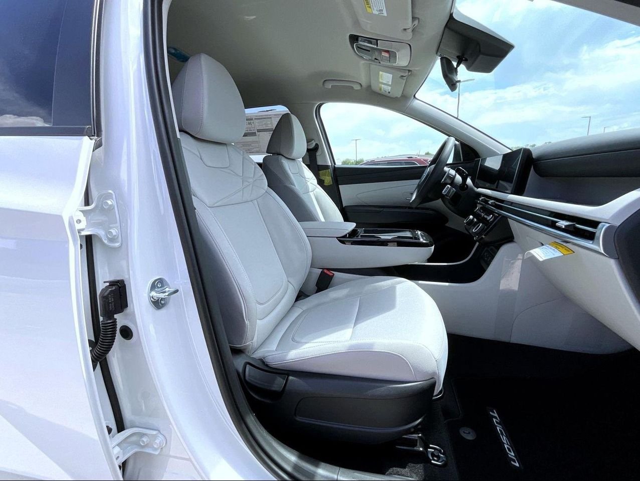 New 2026 White Hyundai SEL image 16