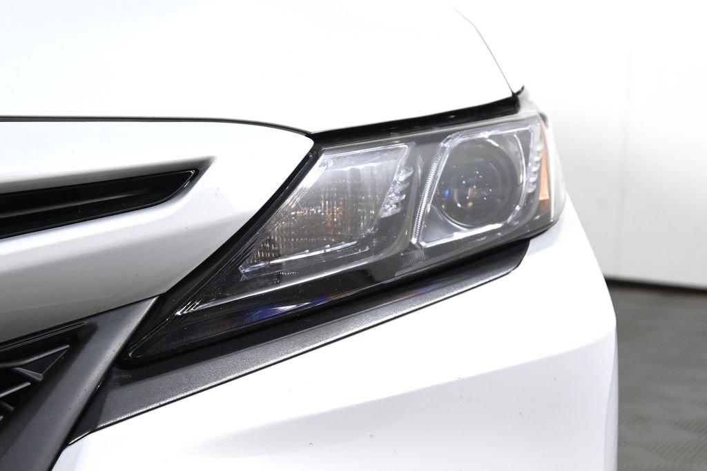 Used 2024 White Toyota SE image 11