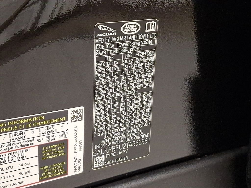 New 2026 Santorini Black Land Rover SE image 22