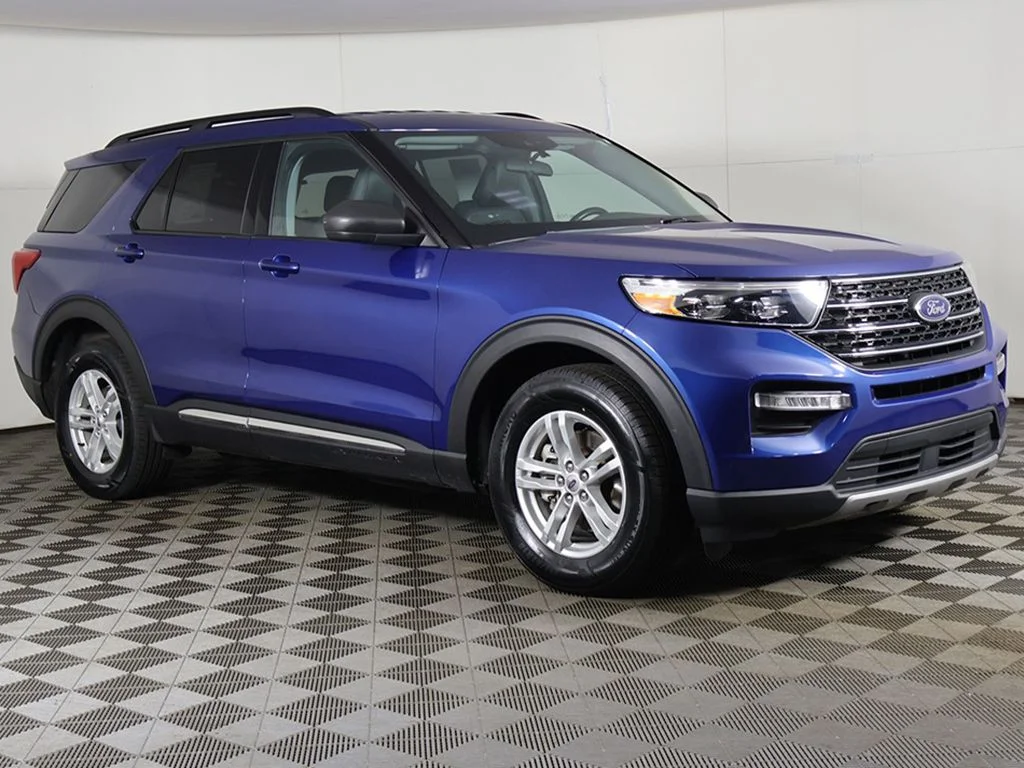 Used 2023 Blue Ford XLT image 49