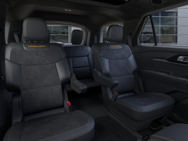 New 2026 Agate Black Metallic Ford Tremor image 11