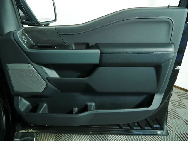 Used 2024 Black Ford XLT image 11