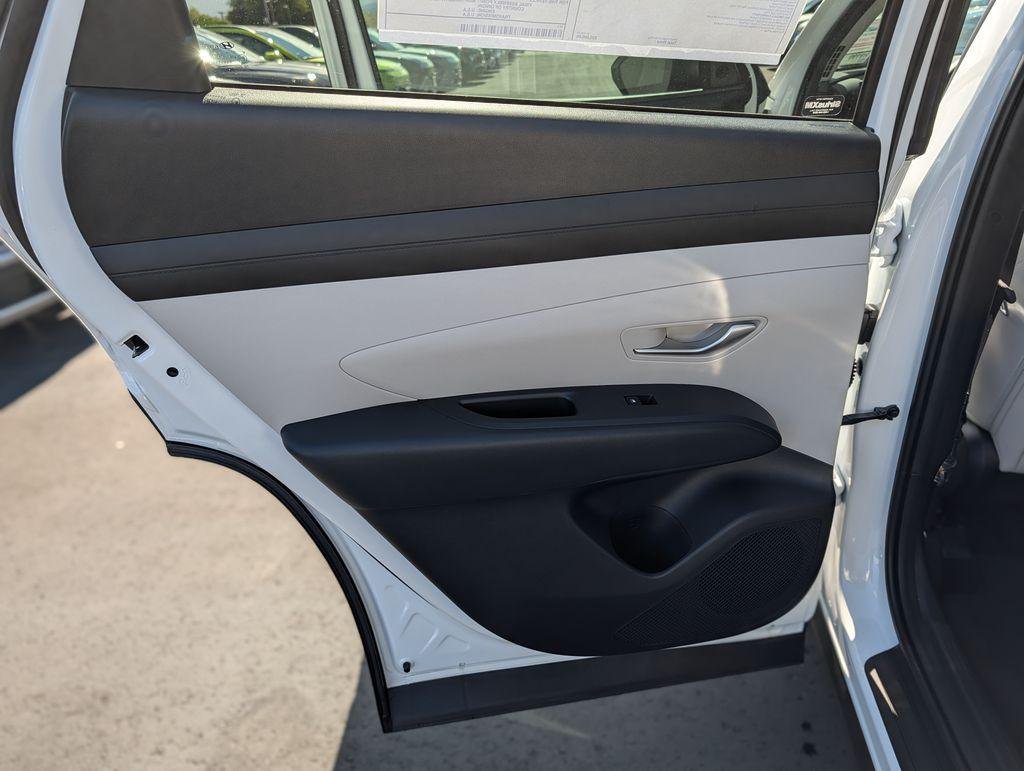 New 2026 White Hyundai SEL FWD image 20