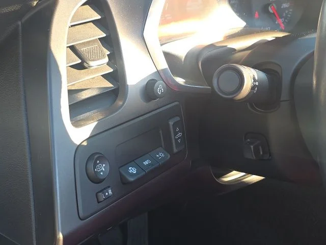 Used 2014 White Chevrolet Z51 image 18