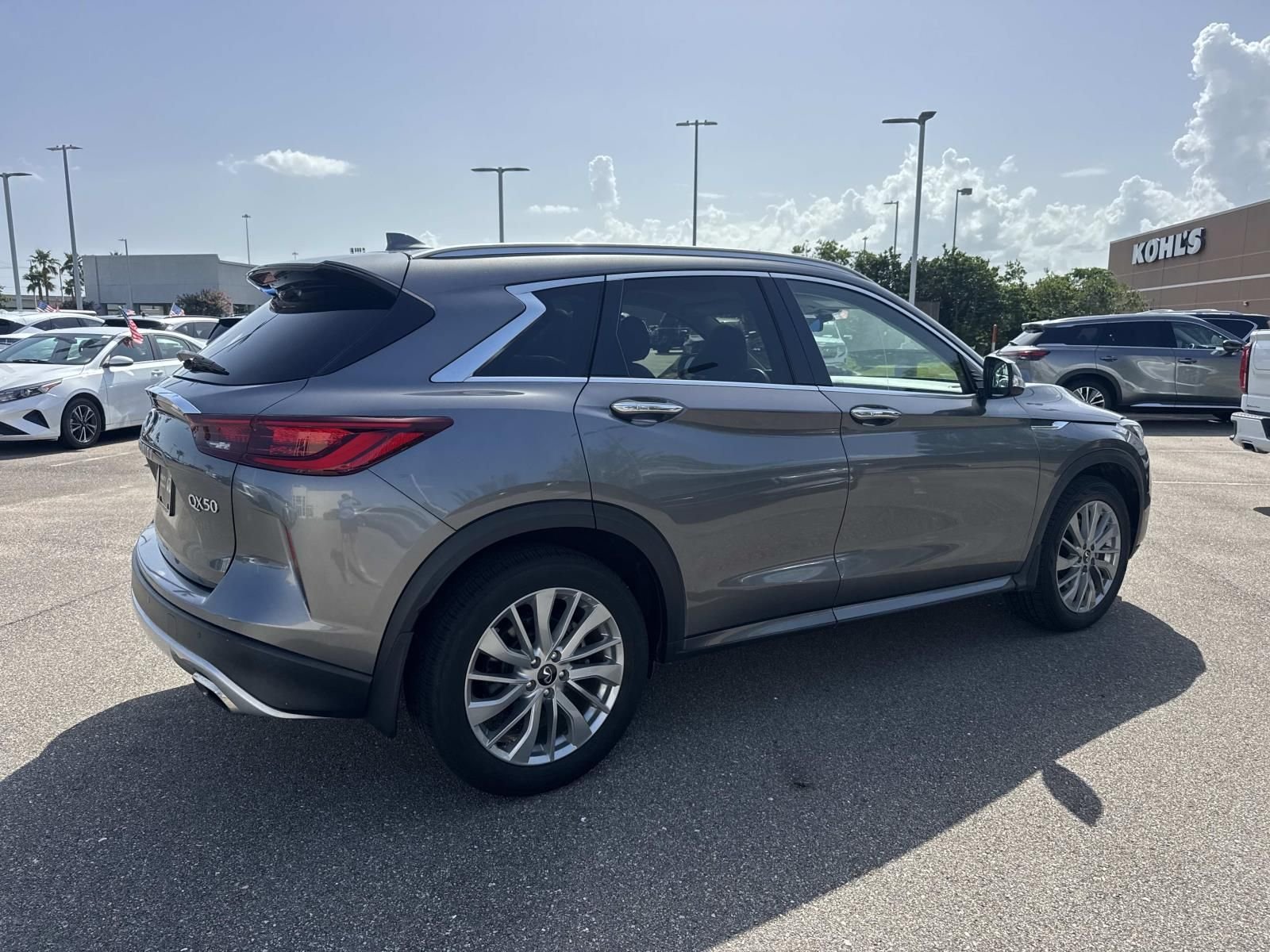 Certified Used 2023 Gray INFINITI LUXE image 7