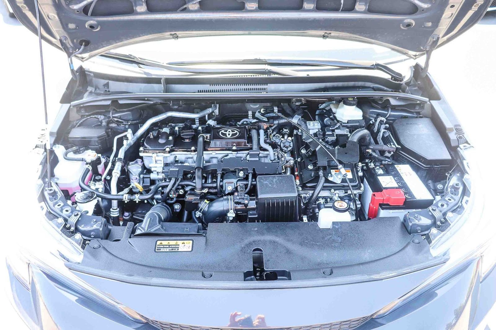 Used 2025 Underground Toyota LE image 33