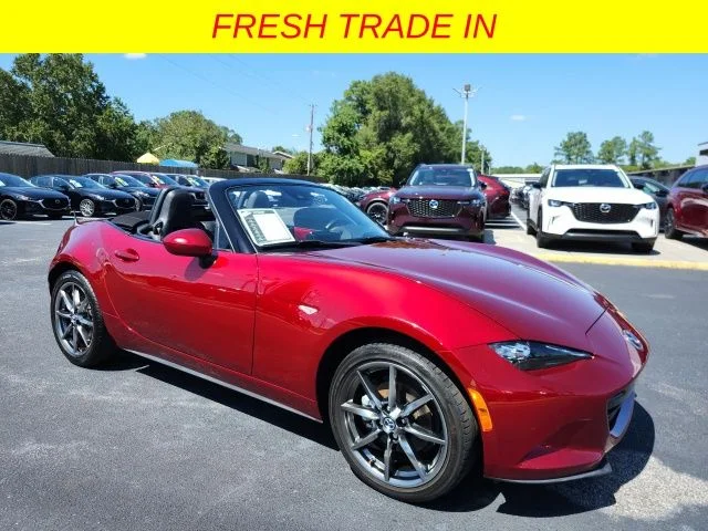Used 2021 Red Mazda Grand Touring image 25