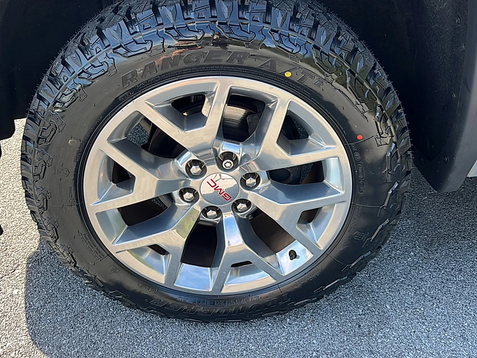 Used 2018 Quicksilver Metallic GMC SLT image 5