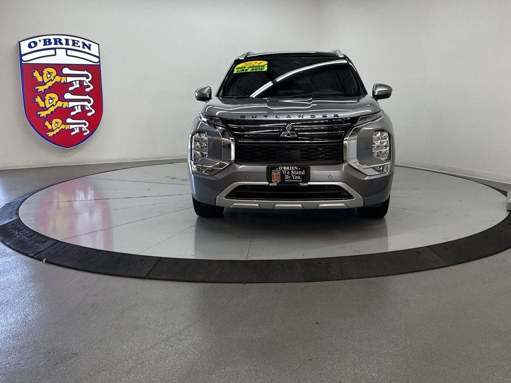 Used 2024  Mitsubishi SEL image 10
