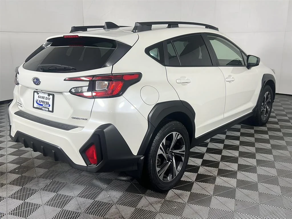 Used 2024 Crystal White Pearl Subaru Premium image 7