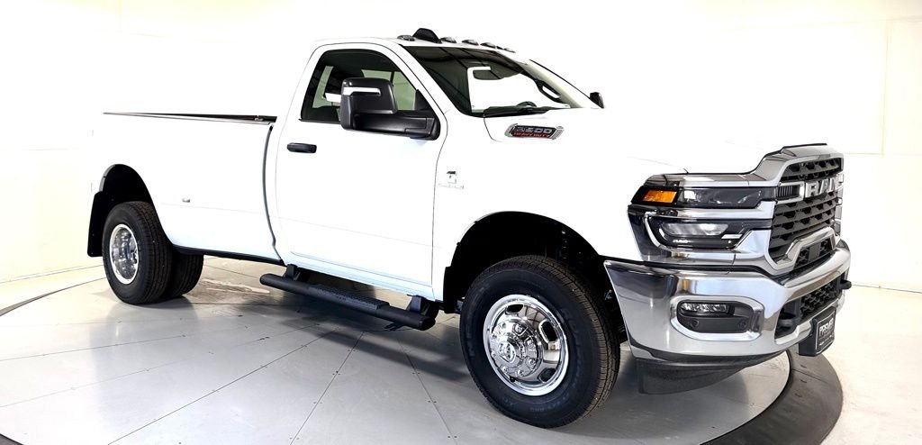 2026 RAM 3500 Tradesman 4X4 Regular cab's photo