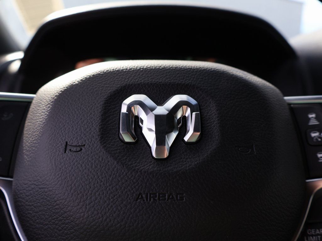 2025 RAM 3500 Chassis Tradesman - Photo 21