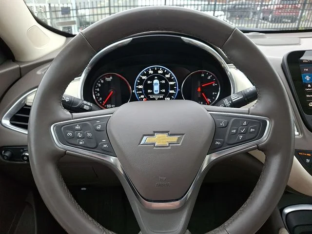 Used 2024 Mineral Gray Metallic Chevrolet LT image 19