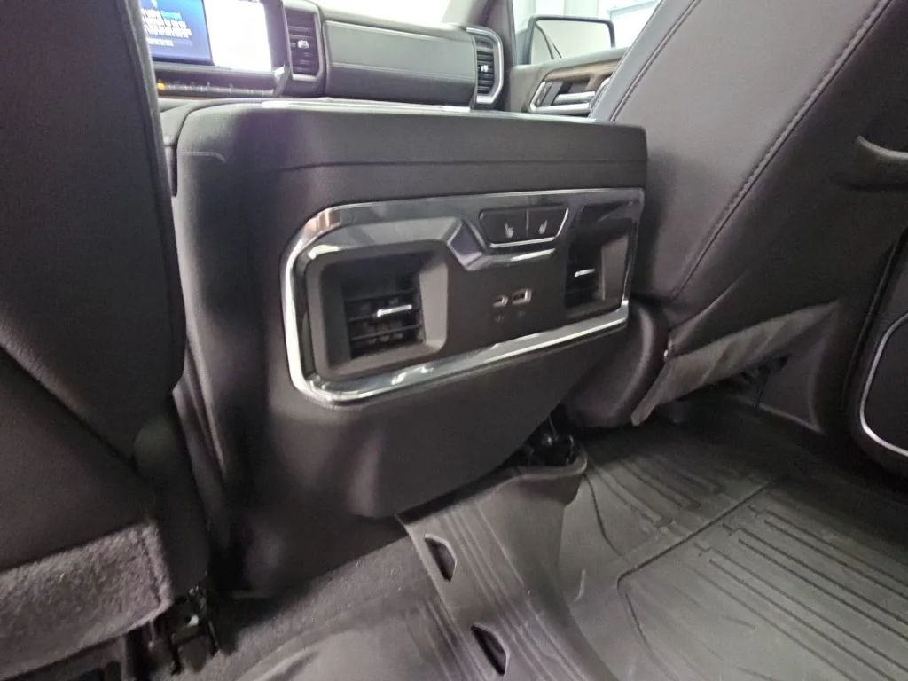 2026 GMC Sierra 1500 SLT - Photo 34