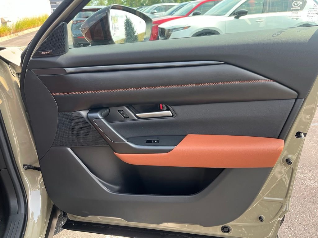 New 2026 Beige/tan Mazda 2.5 Turbo Meridian Edition AWD image 9