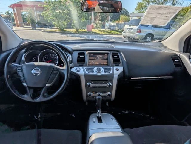 Used 2012 Silver Nissan SV image 9