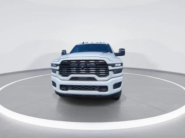 Used 2025 White Ram Big Horn image 3