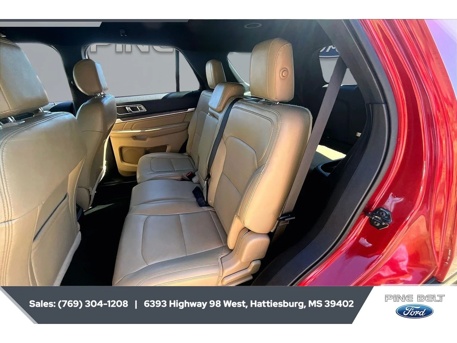 Used 2016 Ruby Red Metallic Tinted Clearcoat Ford Limited image 19