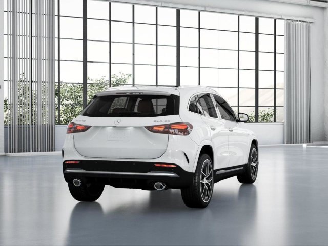 New 2026 Polar White Mercedes-Benz GLA 35 AMG® image 23