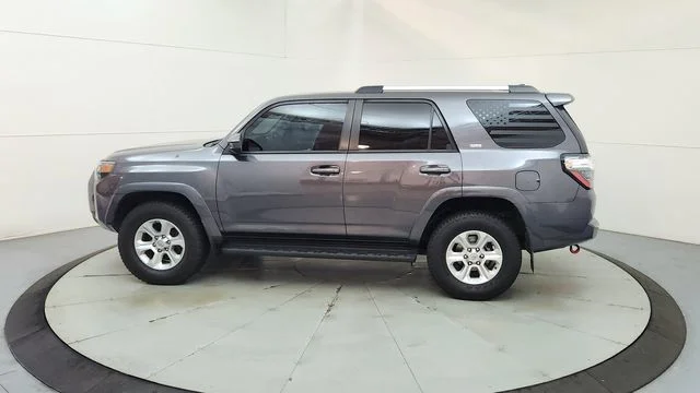 2020 Toyota 4Runner SR5 - Photo 6