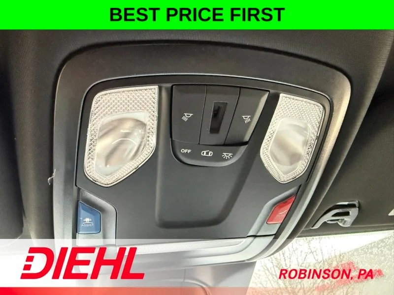 New 2026 Diamond Black Crystal Pearl-Coat Exterior Paint RAM Big Horn image 33