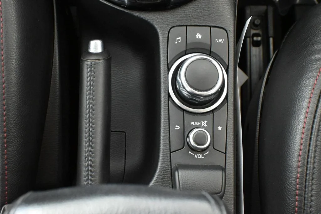 Used 2017 Gray Mazda Grand Touring image 24