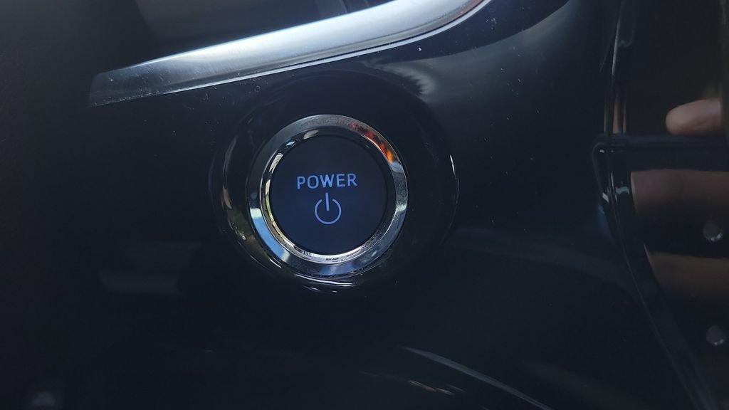 Certified Used 2022 Red Toyota Limited image 27
