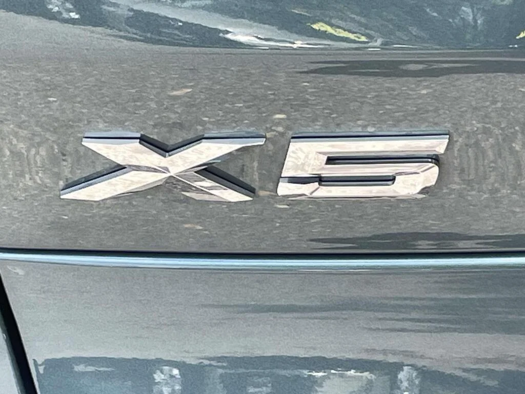 Used 2026 BLU/Blue BMW xDrive40i image 14