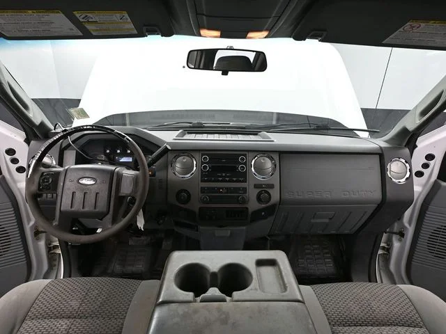 2011 Ford F-350 Super Duty XLT - Photo 23