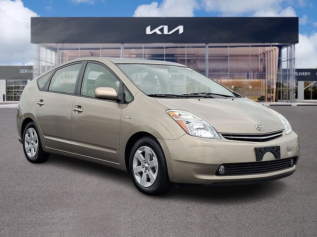 Used 2009 Beige Toyota  image 1