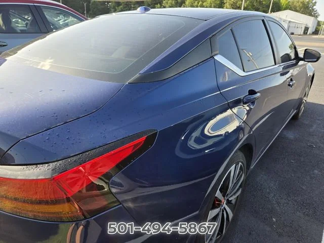 Used 2022 Blue Nissan 2.5 SR image 8