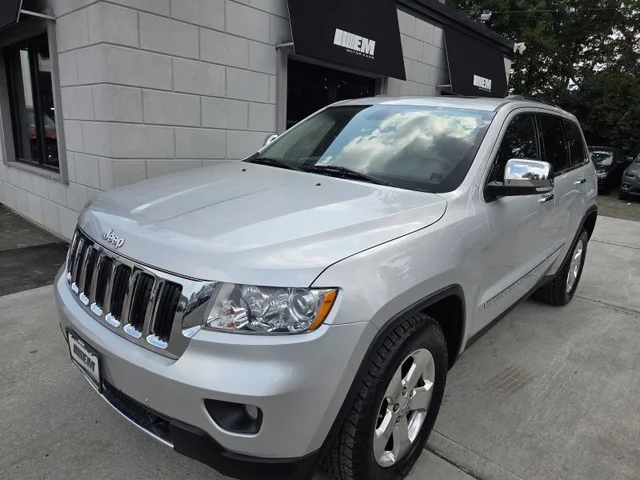 2011 Jeep Grand Cherokee Limited Sport Utility 4D