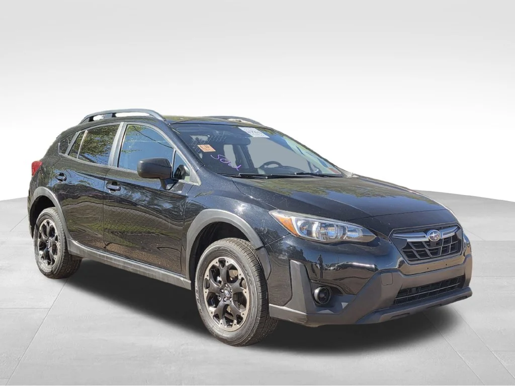Used 2021 Black Subaru Base image 12