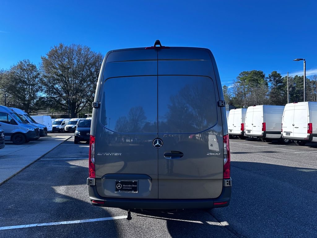 New 2026 Gray Mercedes-Benz Cargo 170 WB image 9