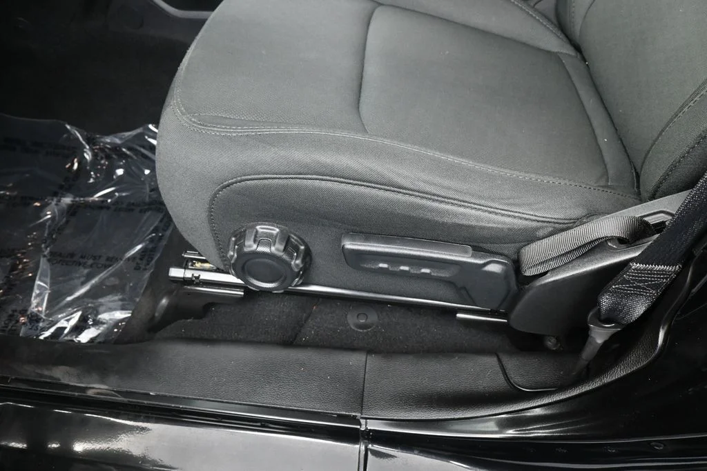 Used 2022 Black Clearcoat Jeep Unlimited Sport image 13