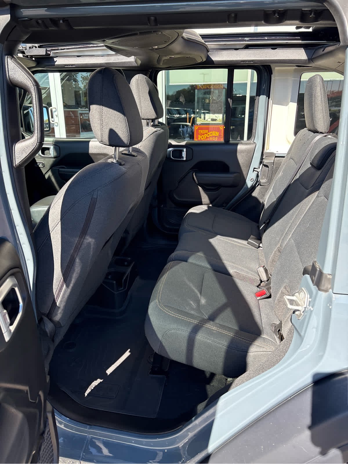 Used 2024 Anvil Clear Coat Jeep Sport S image 8
