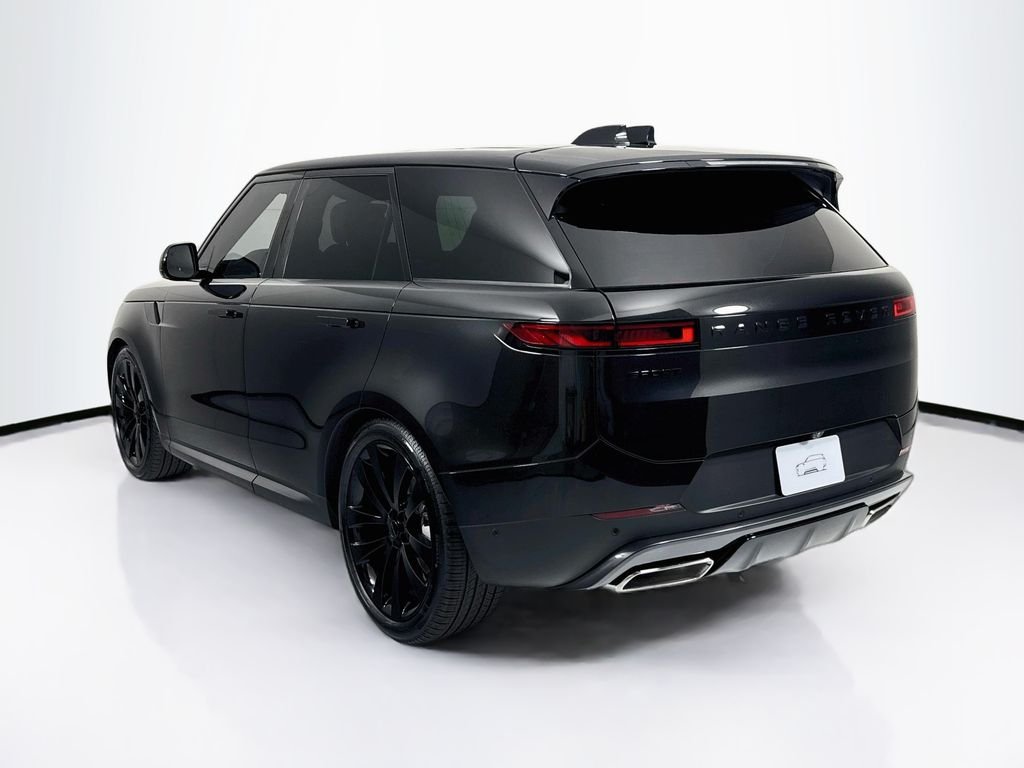 New 2026 Santorini Black Land Rover SE image 7