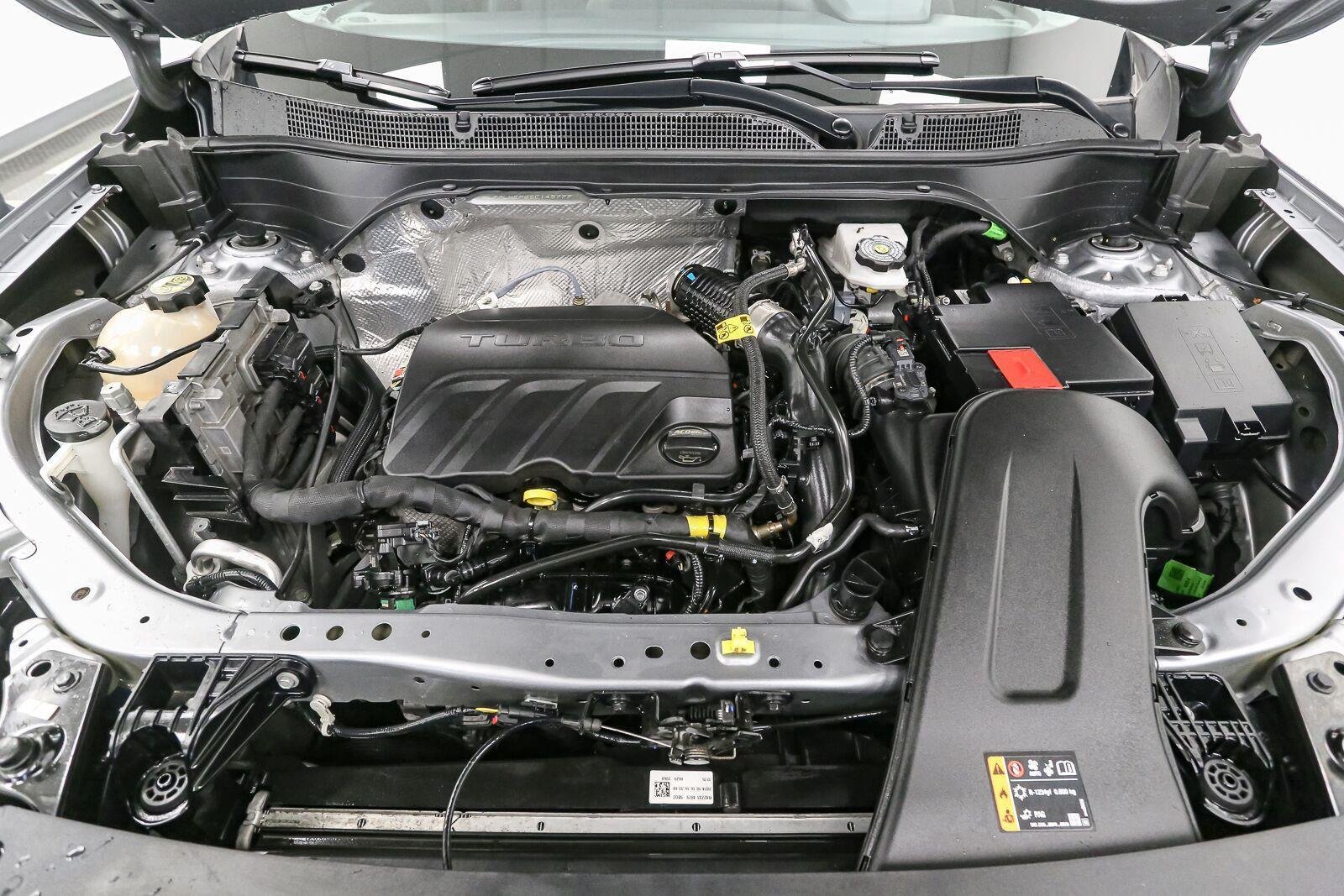 Used 2025 Sterling Gray Metallic Chevrolet LT image 13