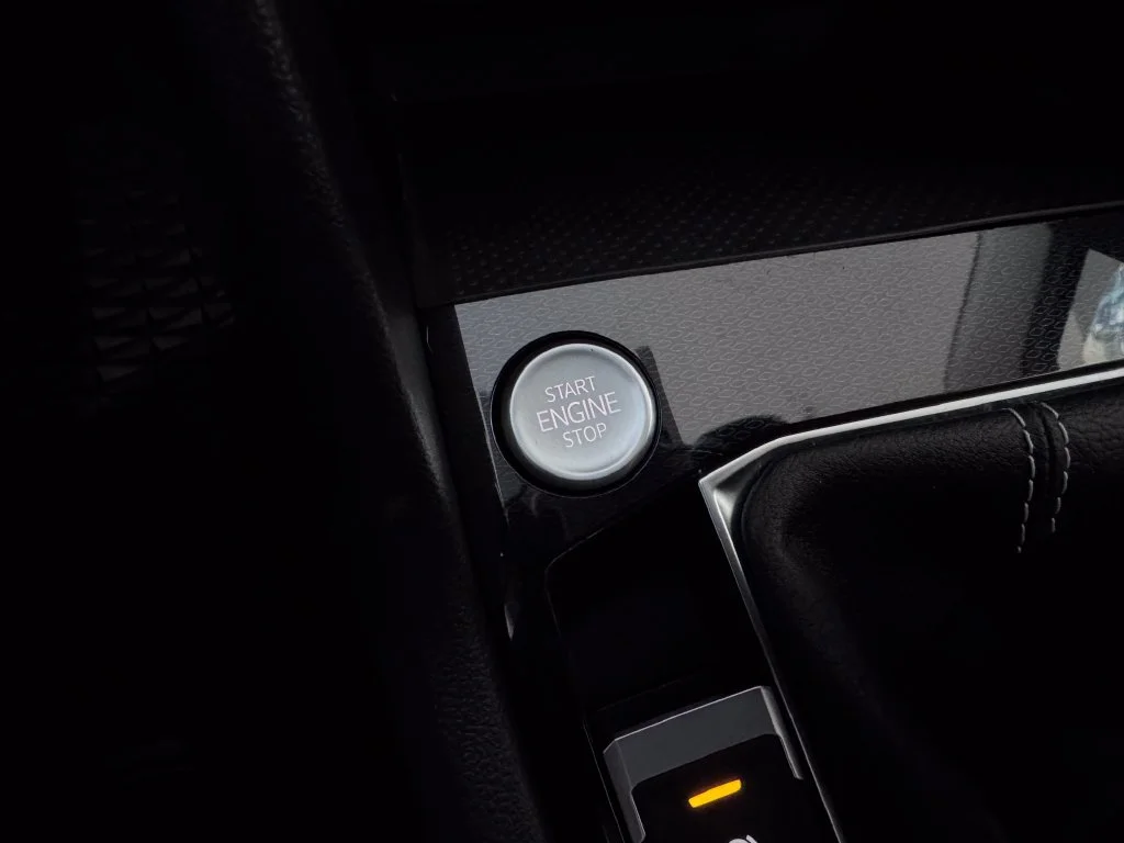 2025 Volkswagen Taos S - Photo 20