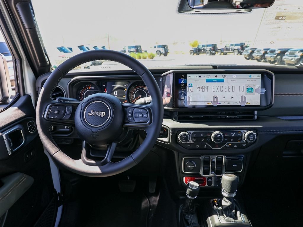 New 2026 Bright White Clear-Coat Exterior Paint Jeep Mojave image 20