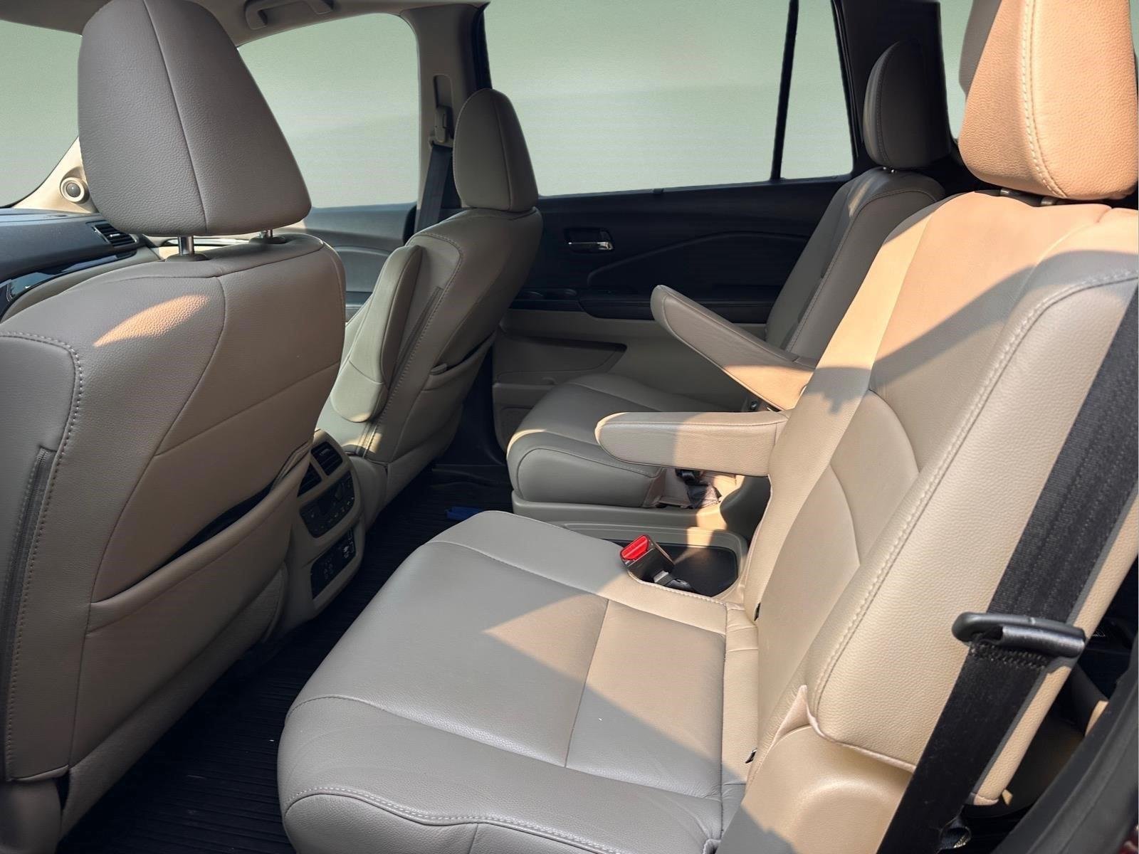 2021 Honda Pilot Touring - Photo 21
